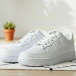 NIKE SB WHITE FEMALE